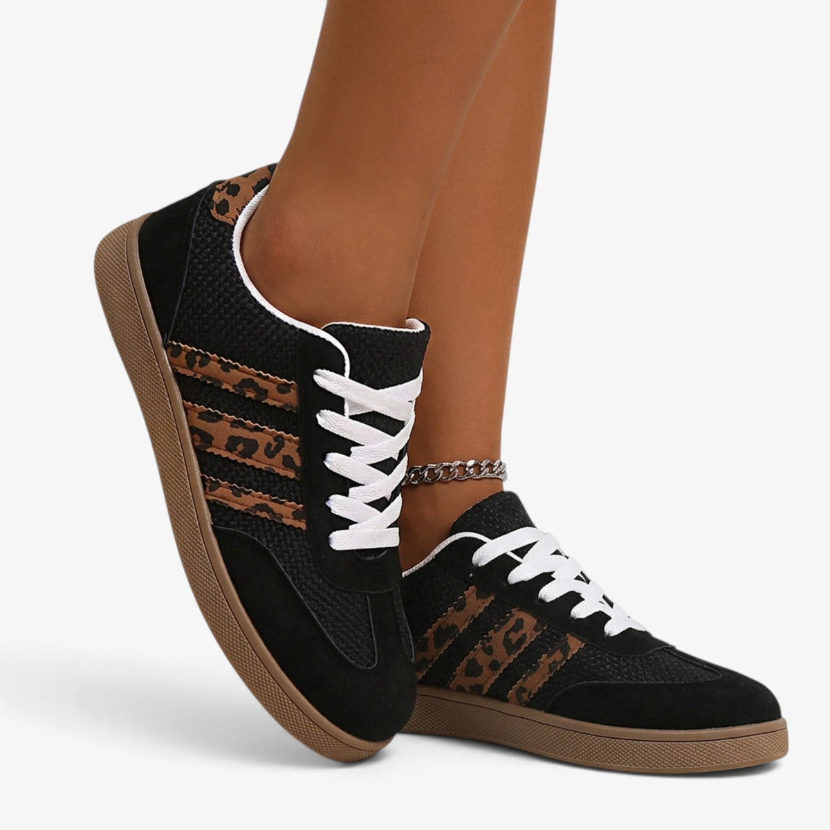 Zapatillas con Detalles de Leopardo para Mujer