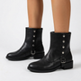 Botines con tachuelas y hebilla – Negro vista lateral