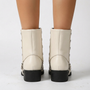 Botines con tachuelas y hebilla – Blanco vista posterior