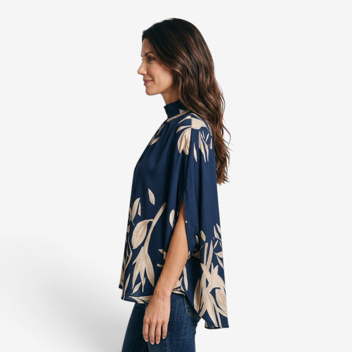 Blusa Estampada con Mangas Capa para Mujer