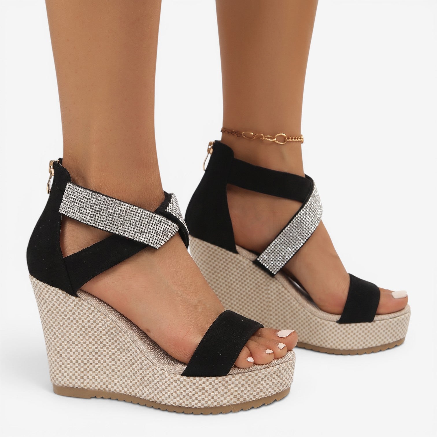 Sandalias de Cuña con Pedrería