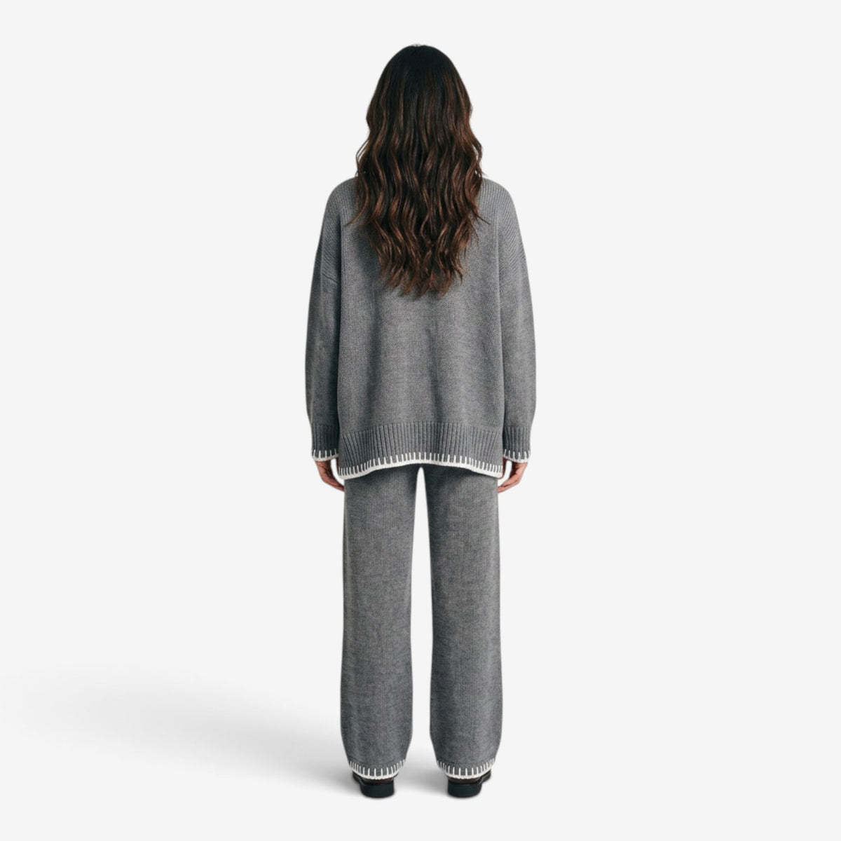 Conjunto de Punto de Dos Piezas para Mujer