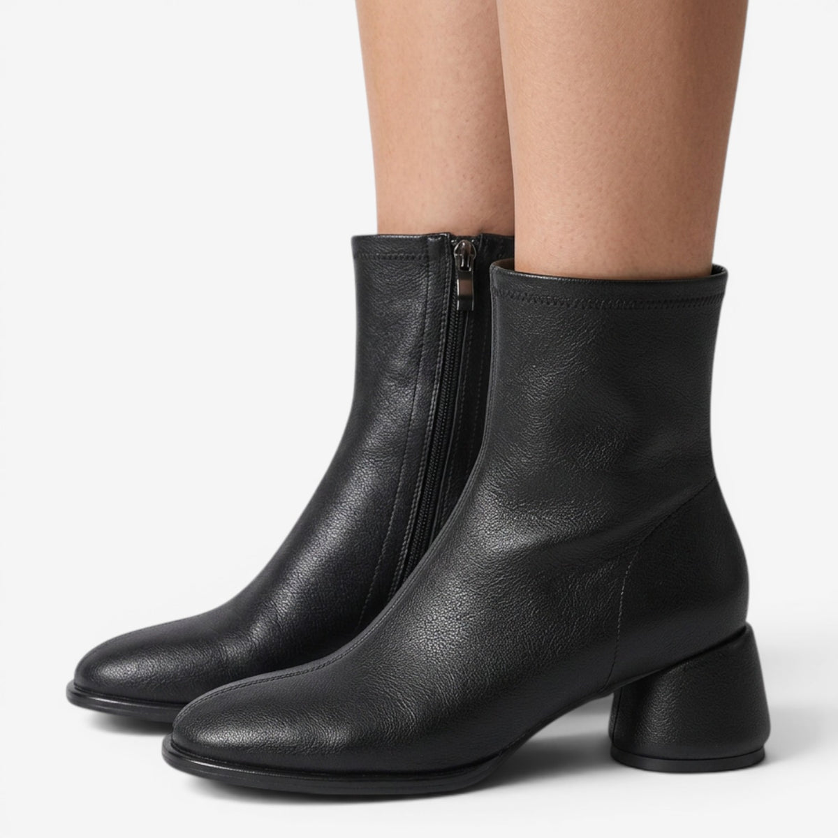 Botines de Piel con Tacón Medio