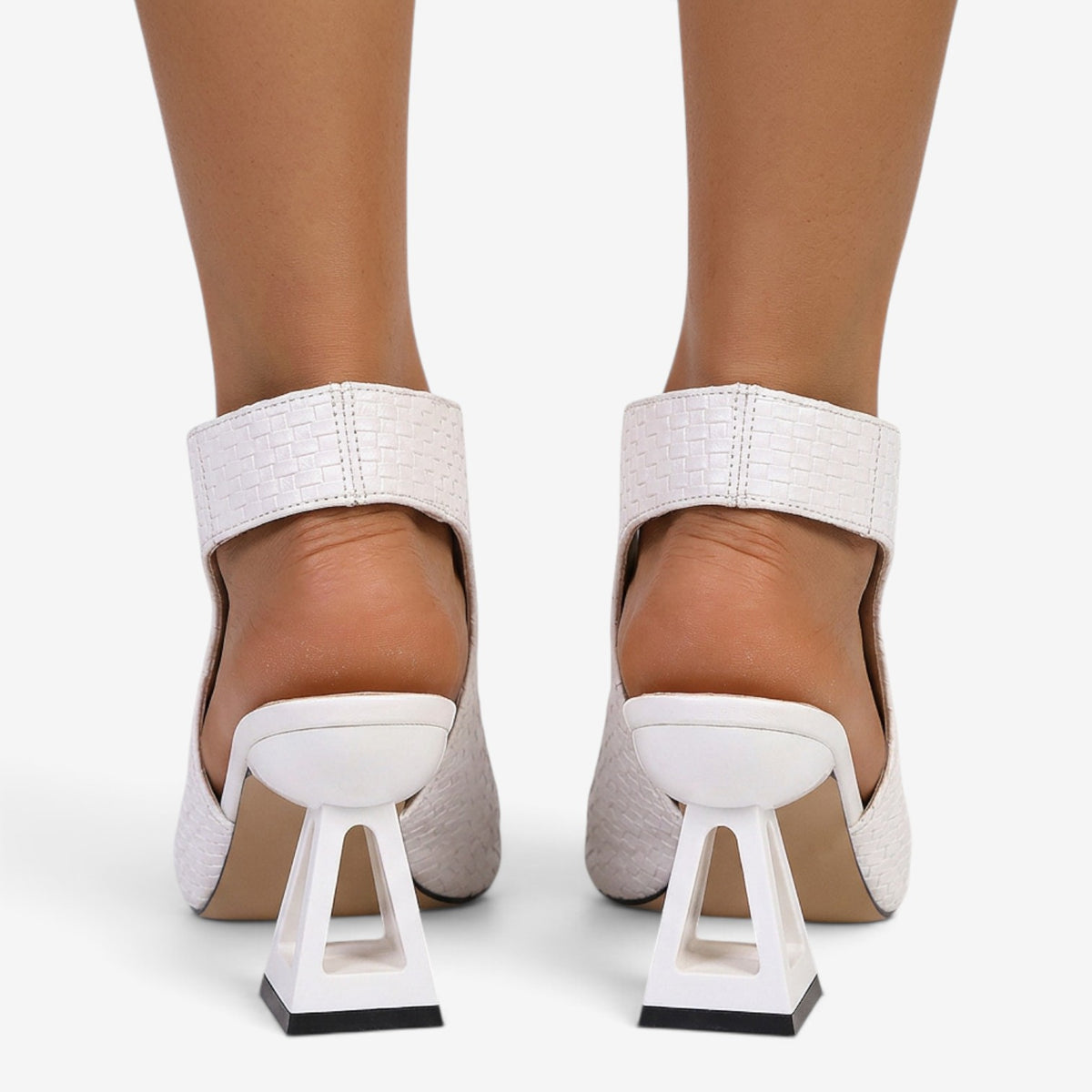 Sandalias Metalizadas con Tacón Geométrico para Mujer