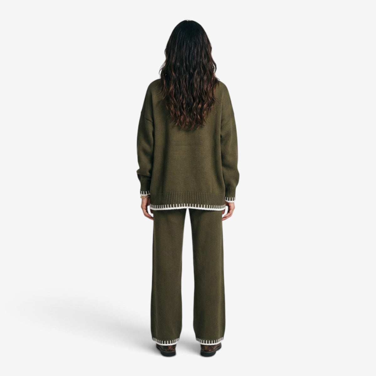 Conjunto de Punto de Dos Piezas para Mujer