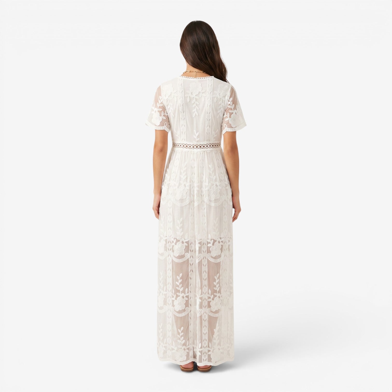 Vestido de Chifón con Encaje