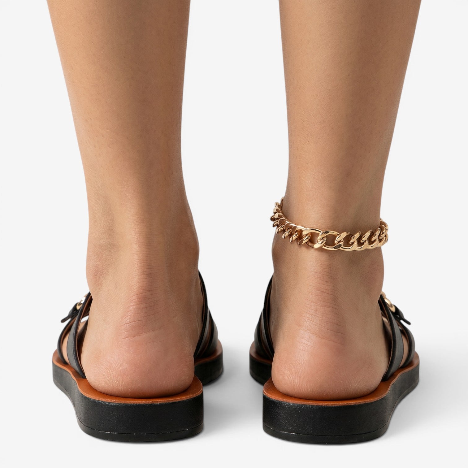 Sandalias Mule de Punta Redonda