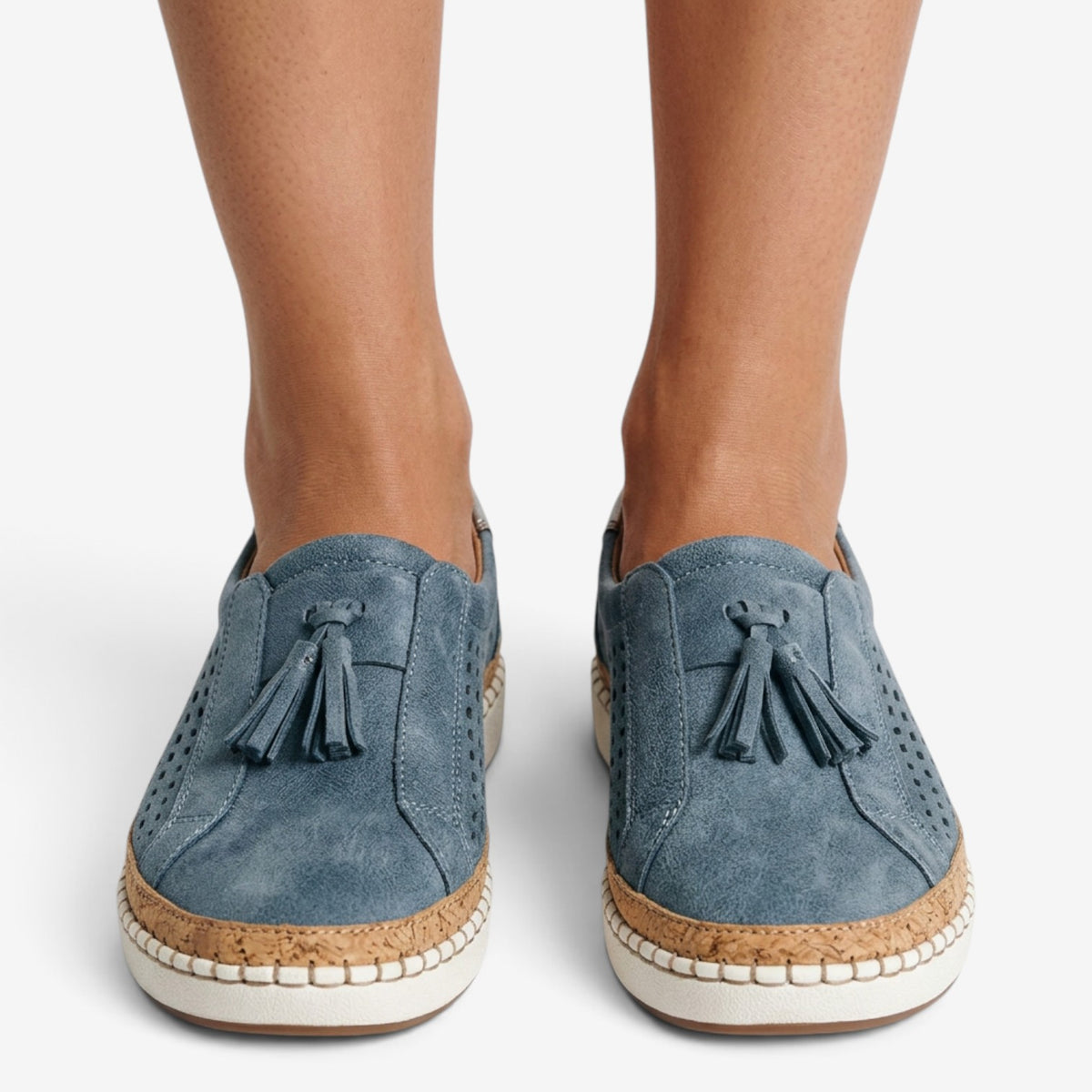 Mocasines Perforados con Borlas para Mujer