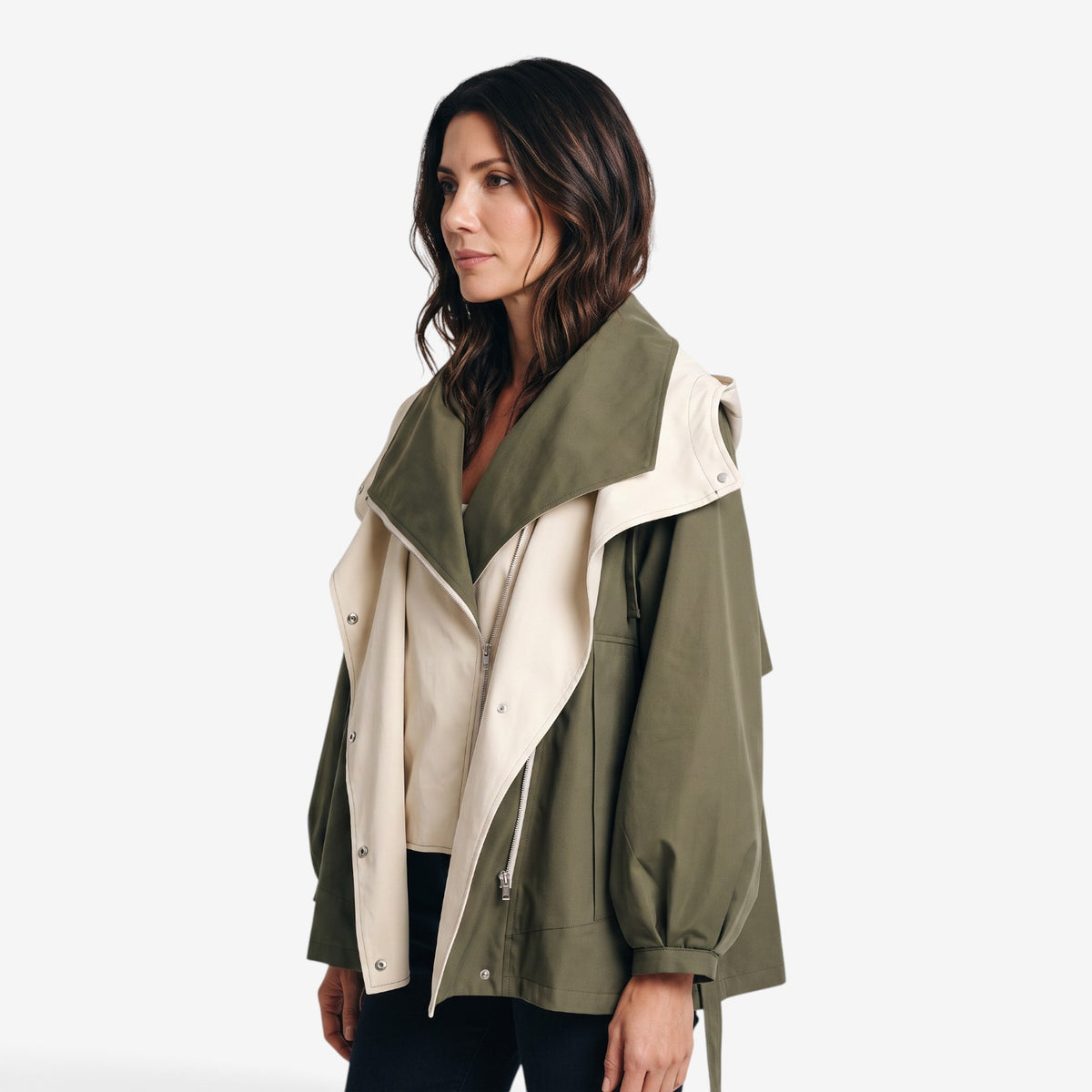 Gabardina Corta con Contraste para Mujer
