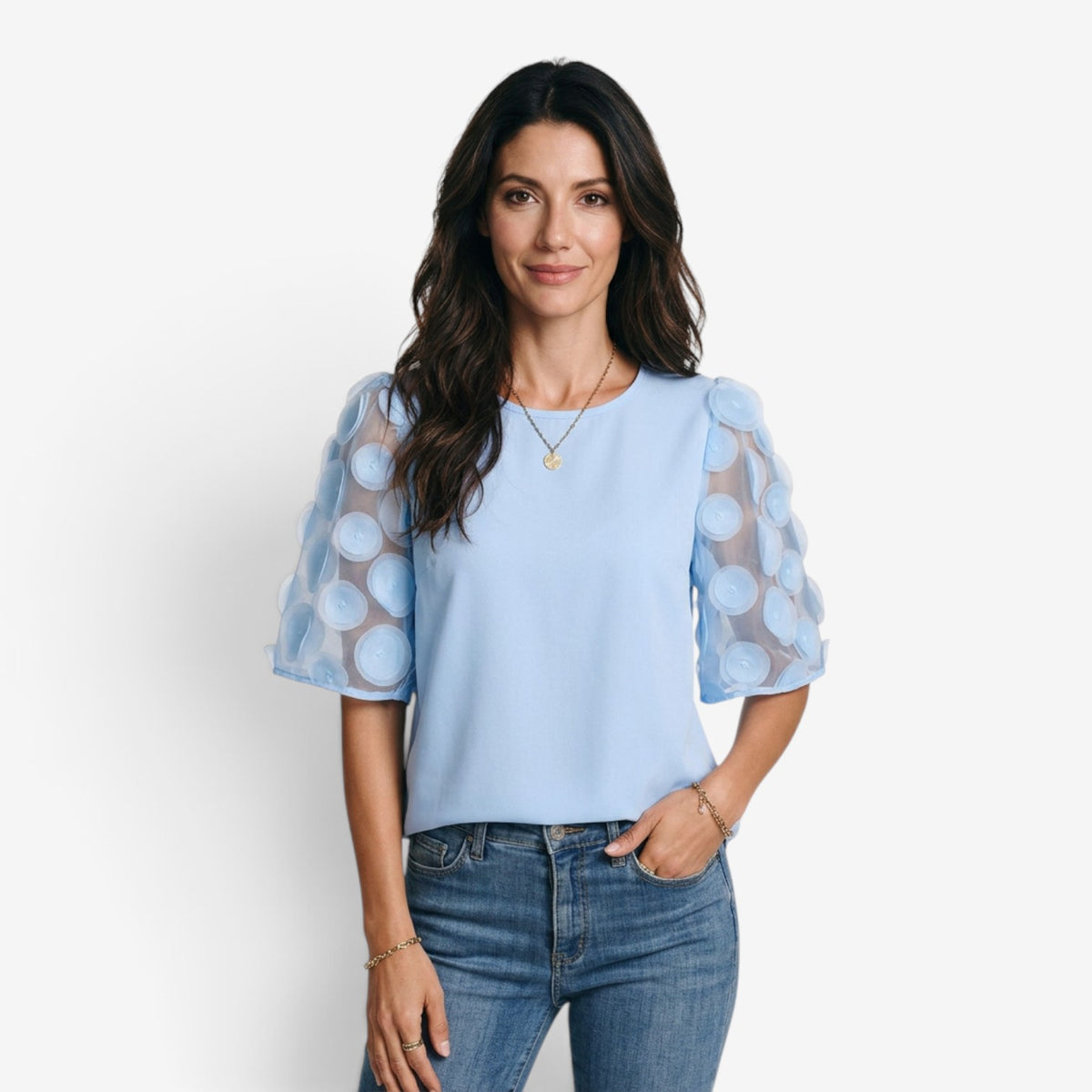 Blusa con Mangas de Tul y Apliques para Mujer